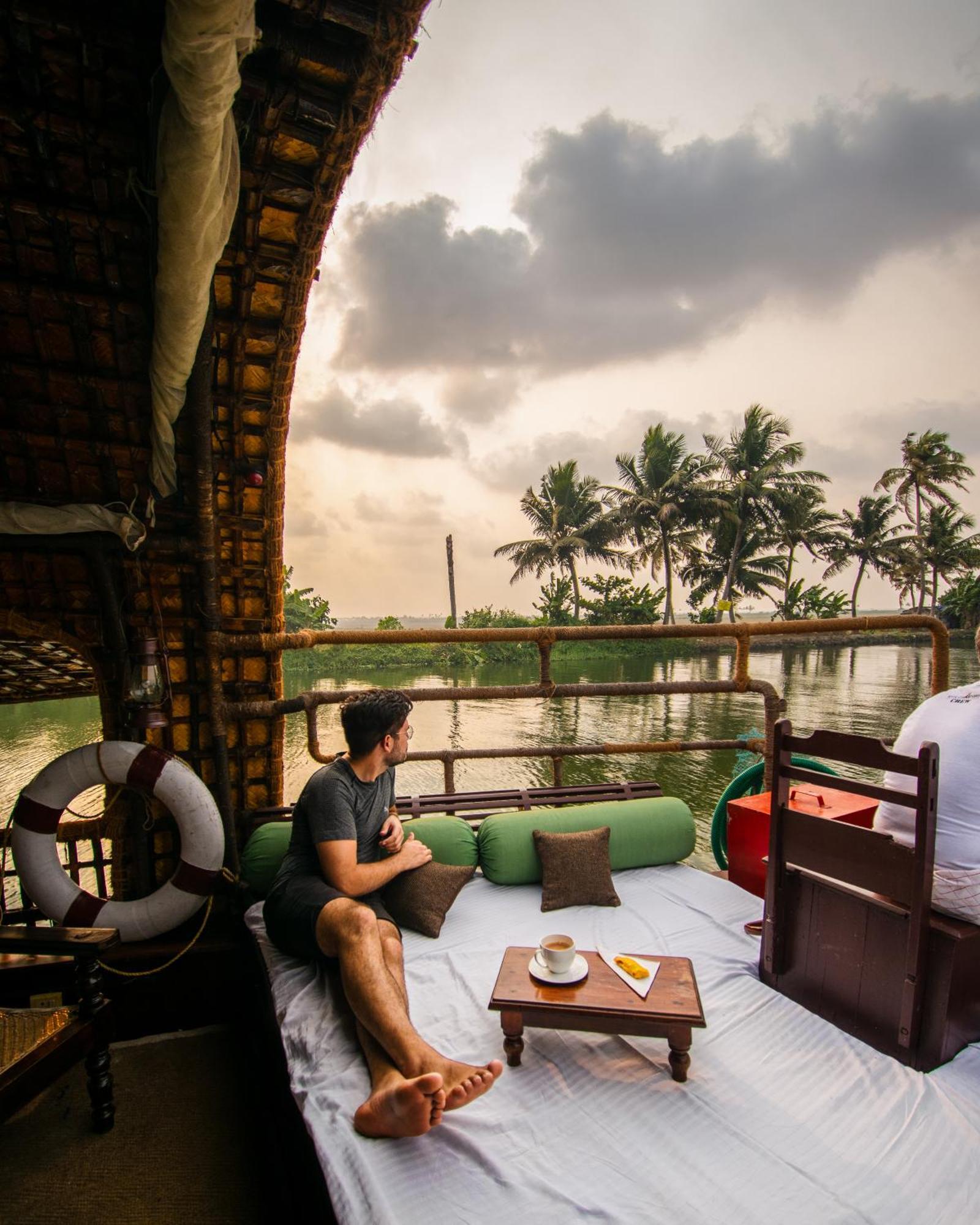 Hotel Spice Coast Cruises - Houseboat, A Cgh Earth Experience Alappuzha Exteriér fotografie